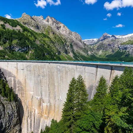 Avec Vue Sur Les Alpes Au Calme - * Anzère